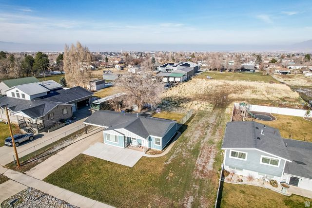 453 E 400 N Tooele, UT 84074