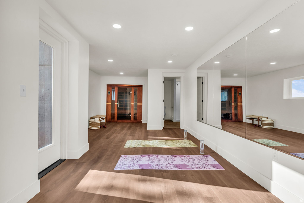 2250 E HIGH MOUNTAIN DR Sandy, UT 84092