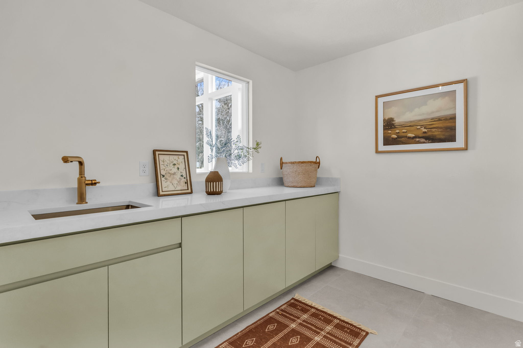 2250 E HIGH MOUNTAIN DR Sandy, UT 84092