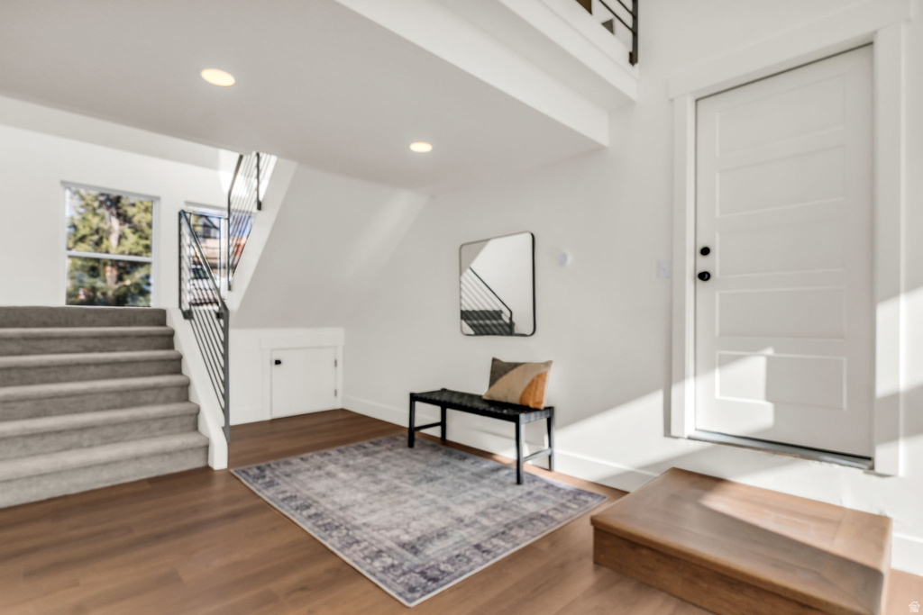 2250 E HIGH MOUNTAIN DR Sandy, UT 84092