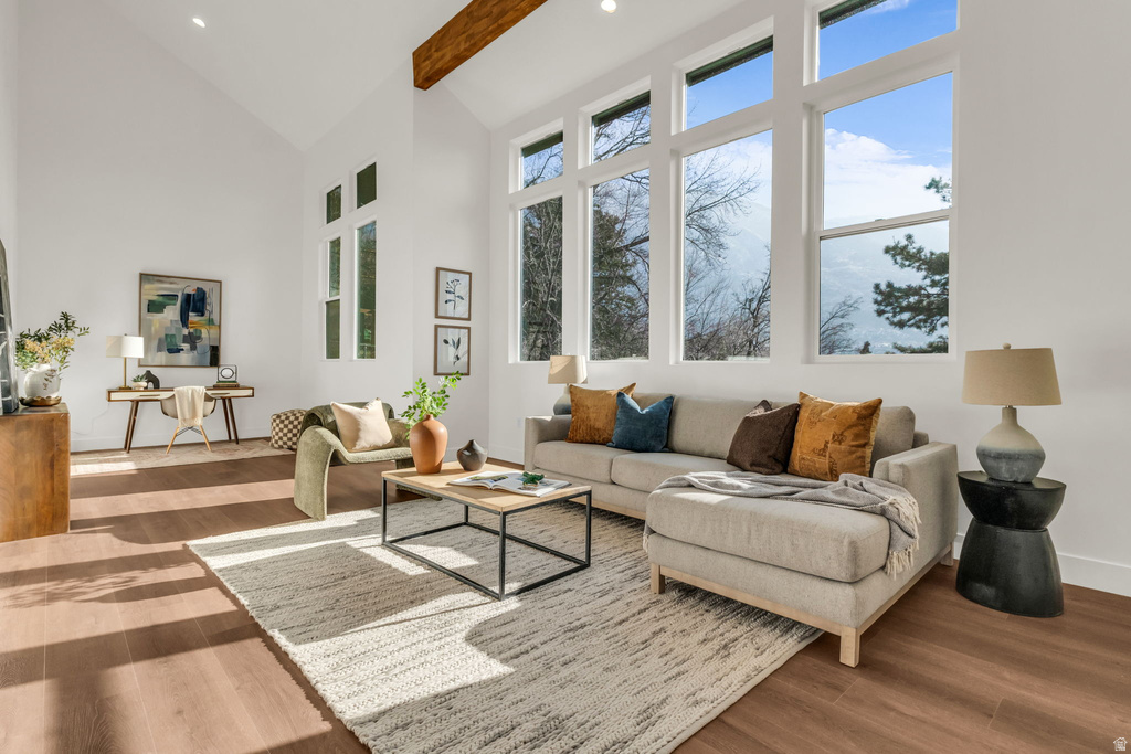 2250 E HIGH MOUNTAIN DR Sandy, UT 84092