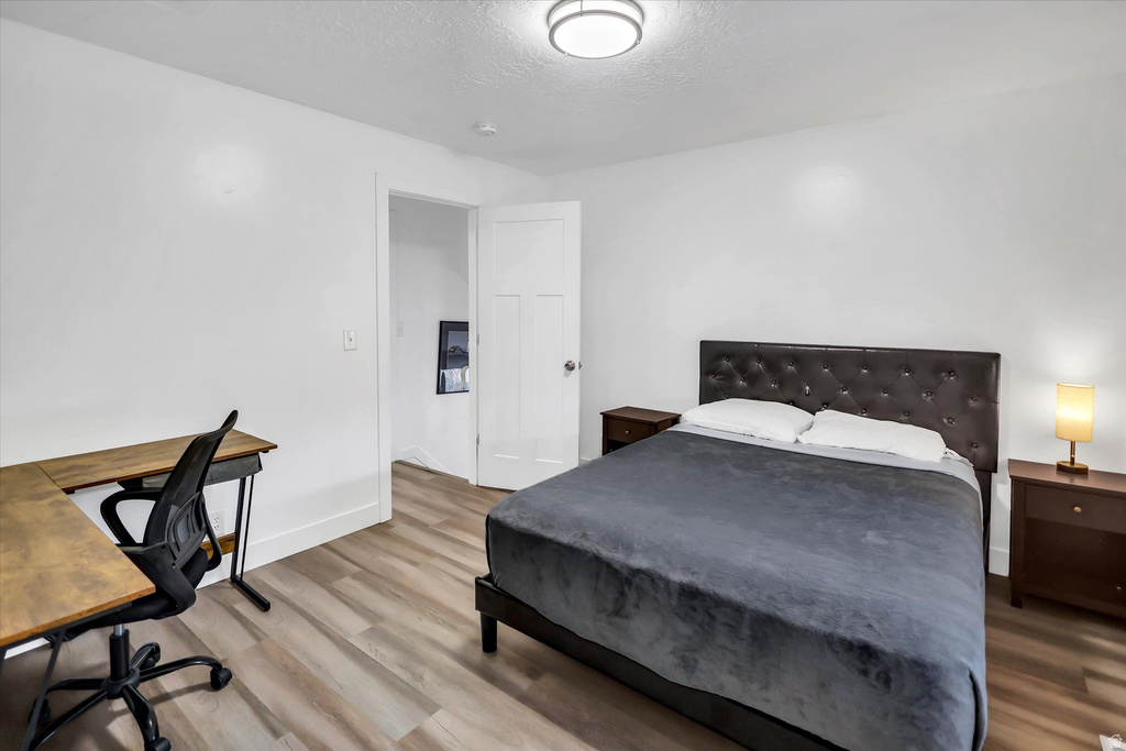 6084 S LONGMORE DR Salt Lake City, UT 84118