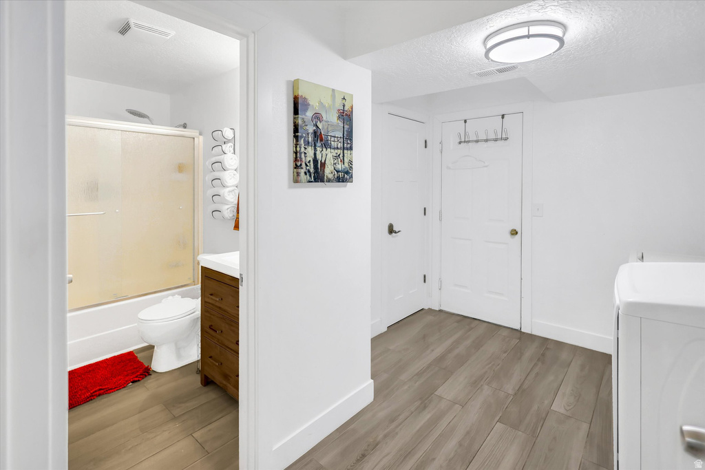 6084 S LONGMORE DR Salt Lake City, UT 84118