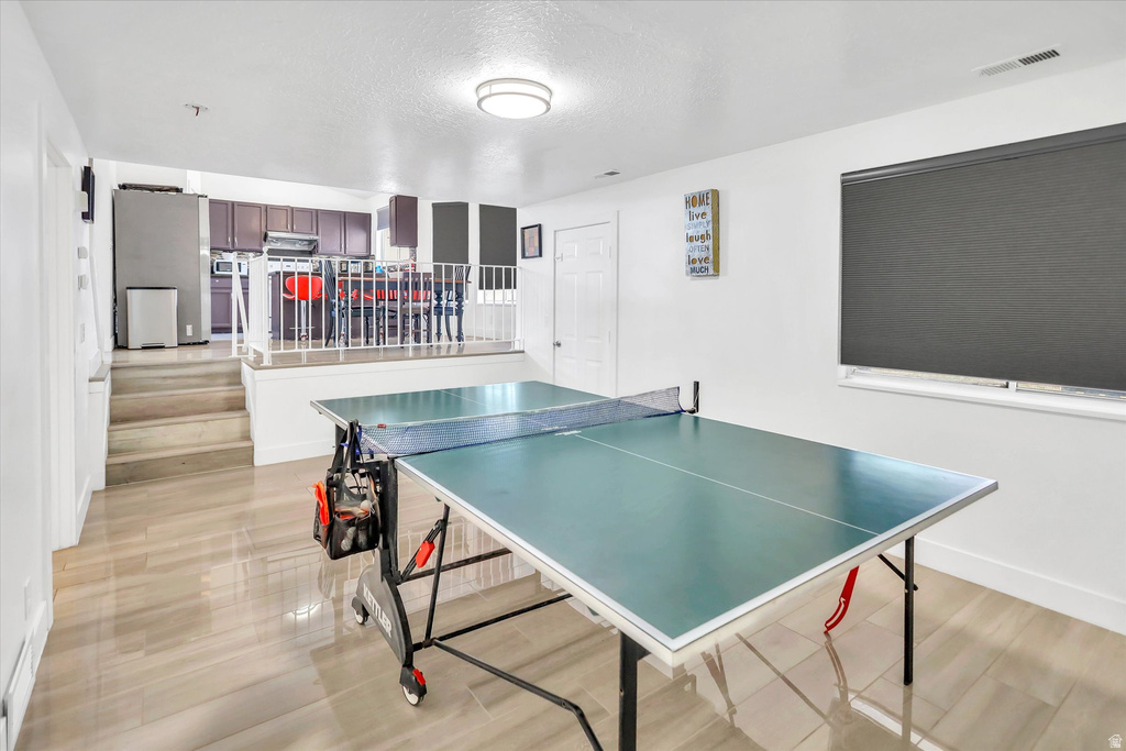 6084 S LONGMORE DR Salt Lake City, UT 84118