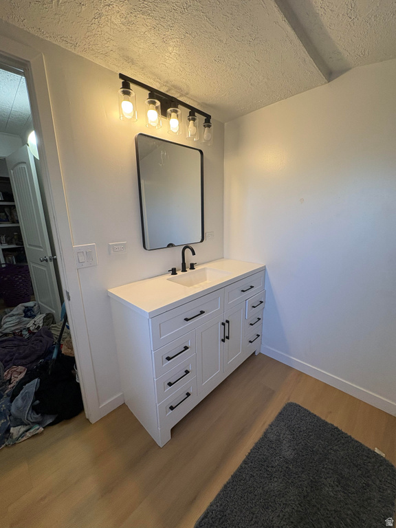 1747 N 400 W Sunset, UT 84015