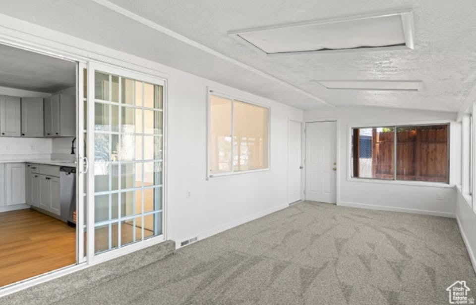 1747 N 400 W Sunset, UT 84015