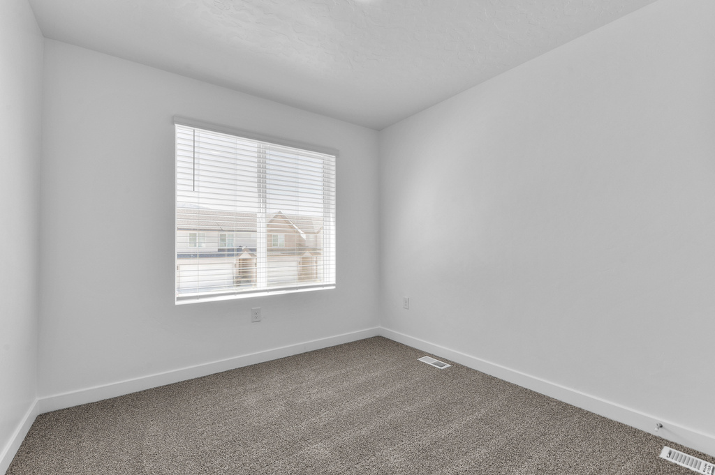 1812 E ALBION DR Salem, UT 84653