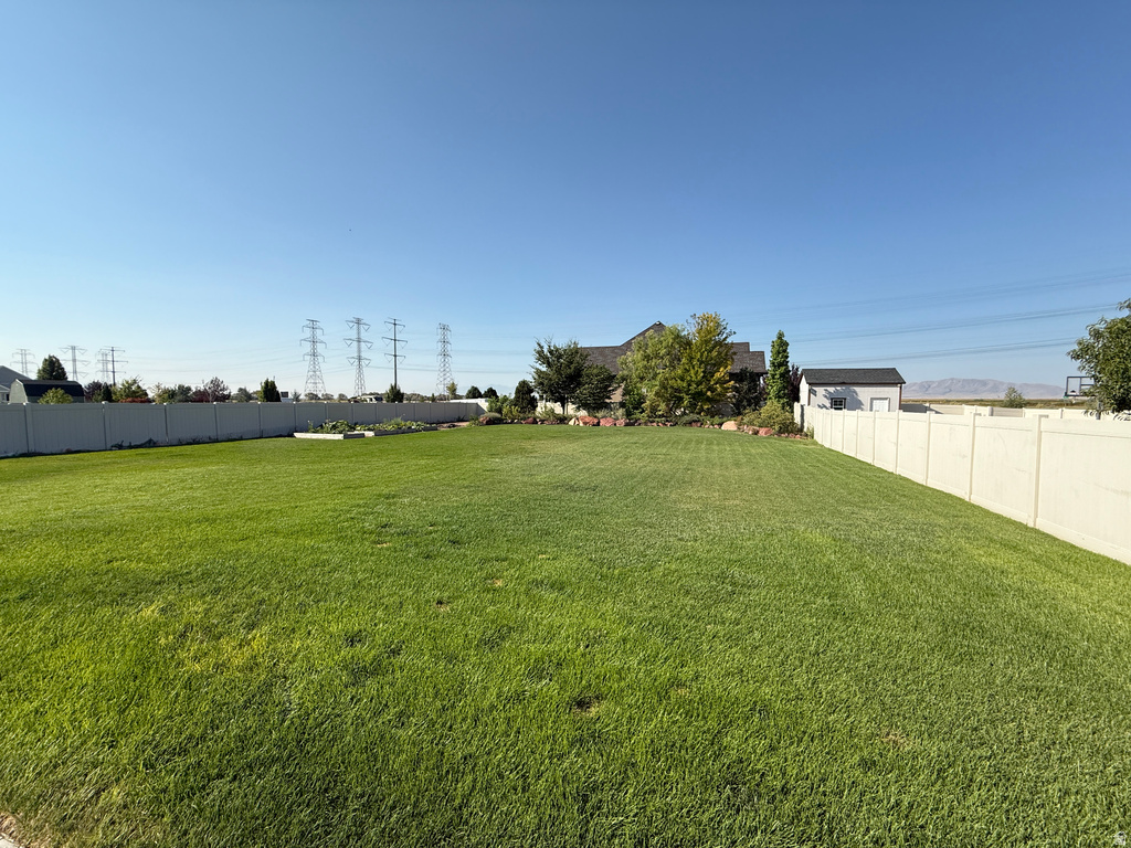 622 S WELLINGTON DR Kaysville, UT 84037