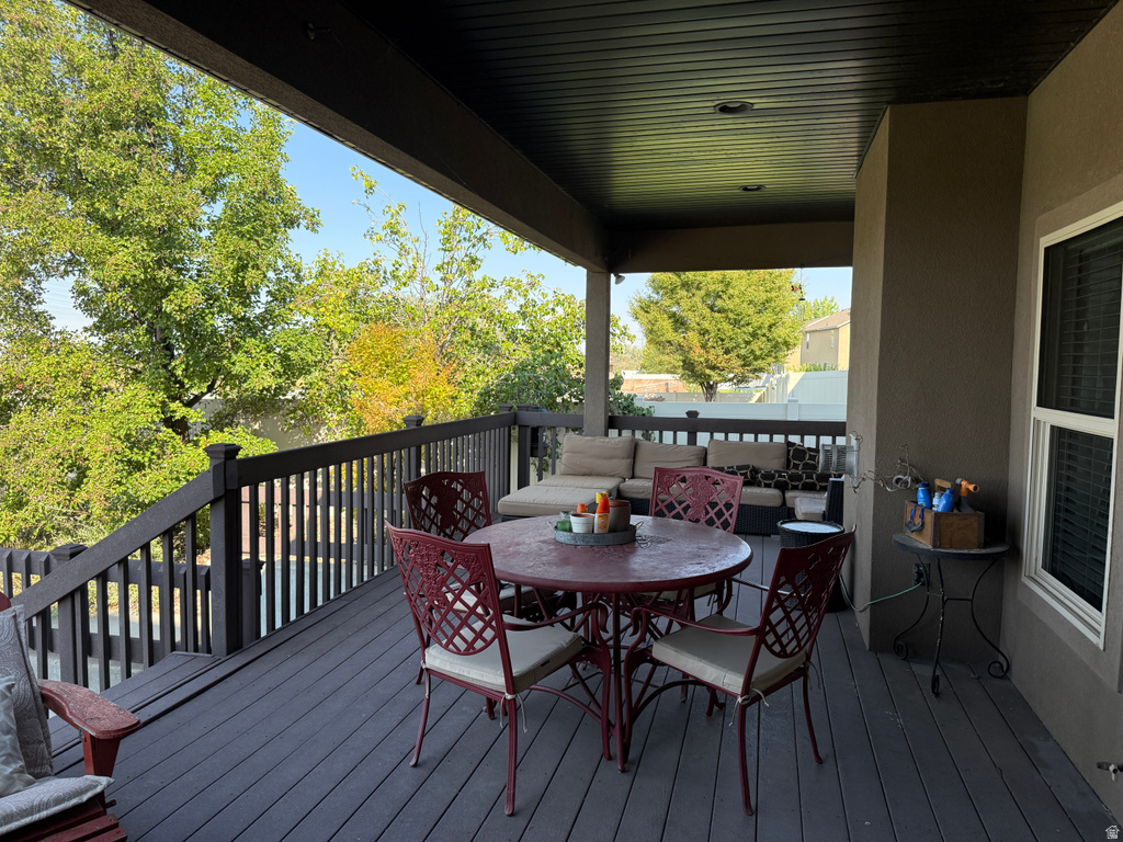 622 S WELLINGTON DR Kaysville, UT 84037