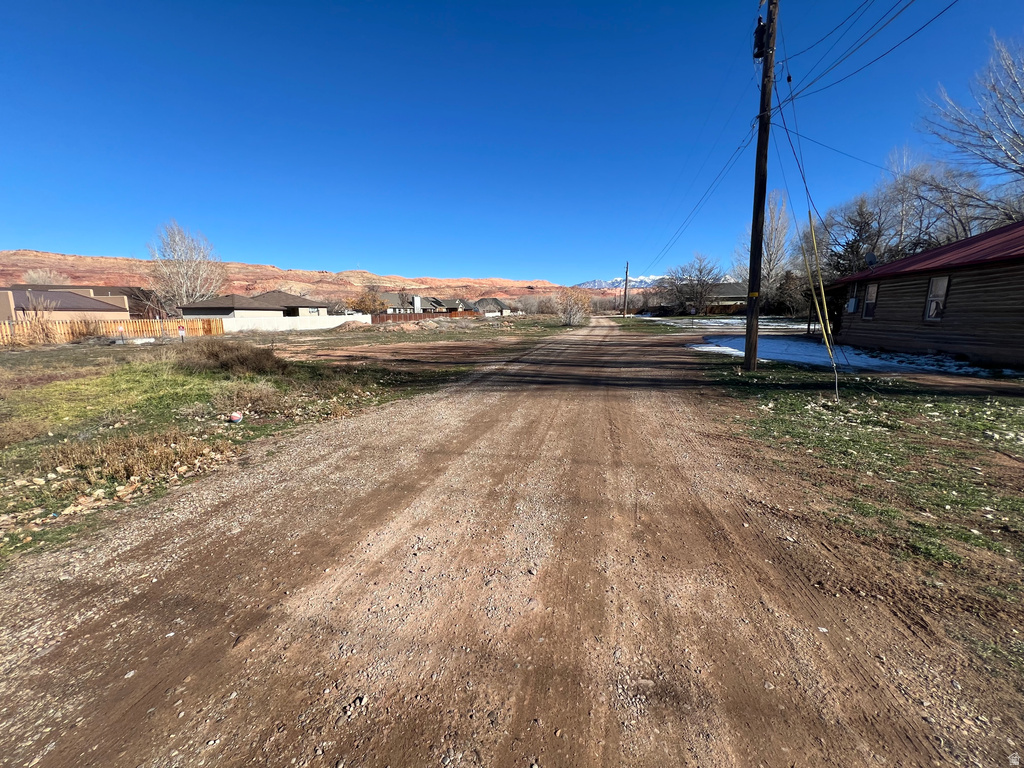 661 S 400 E Moab, UT 84532