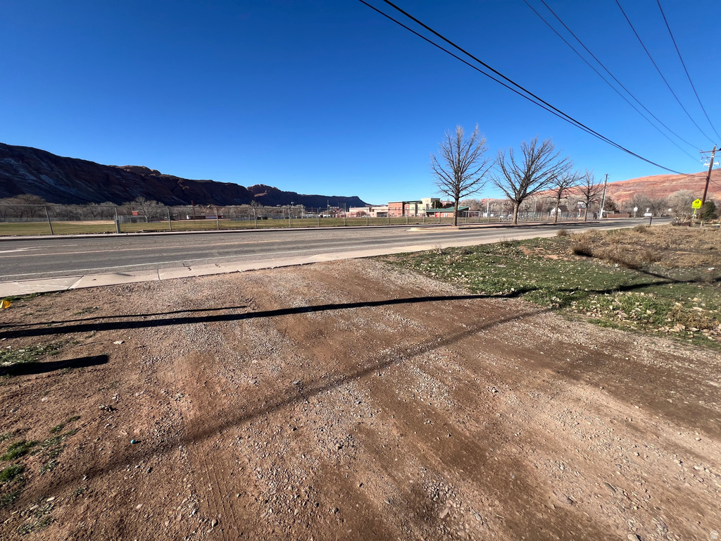 661 S 400 E Moab, UT 84532