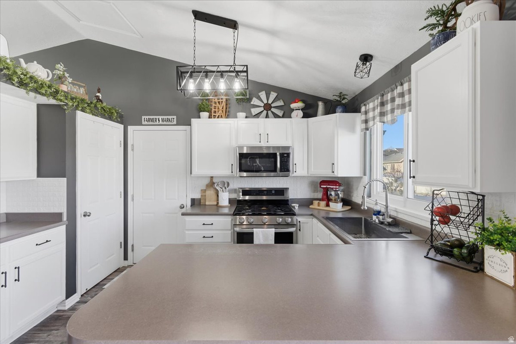 6240 W TOWNLEY ST West Jordan, UT 84084