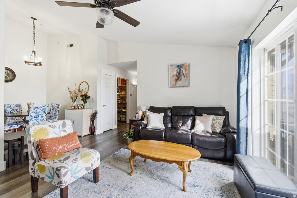 123 W RIDGE RD Saratoga Springs, UT 84045