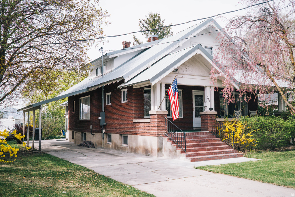 201 BANNOCK ST Malad City, ID 83252