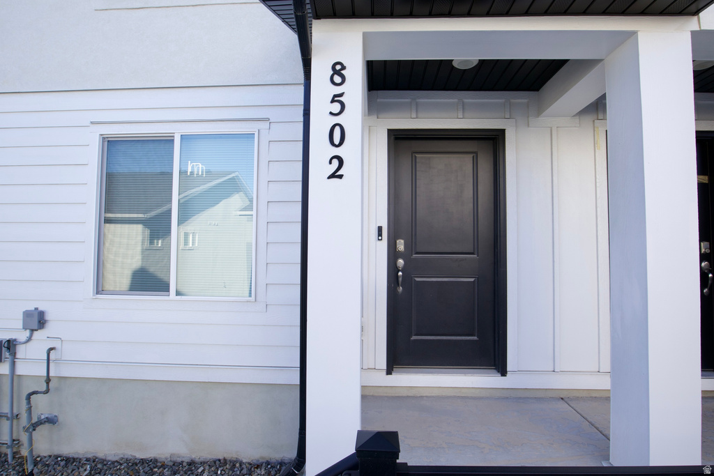 8502 W MEADOW BANK WAY Magna, UT 84044