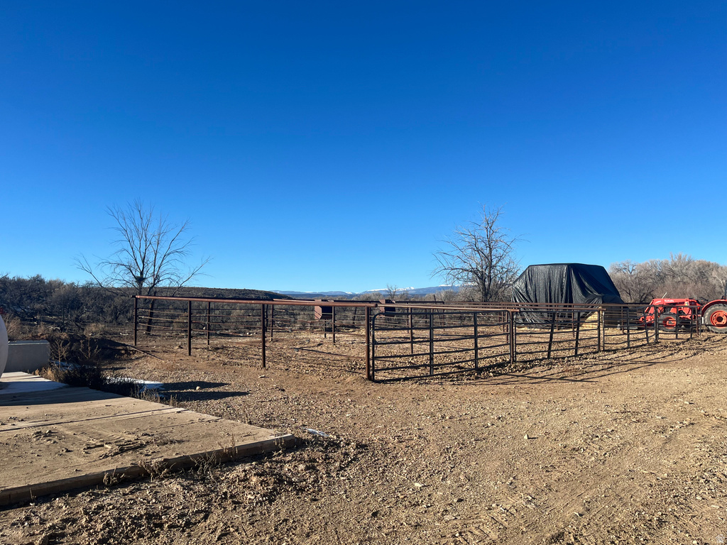 2472 W 3000 N Roosevelt, UT 84066