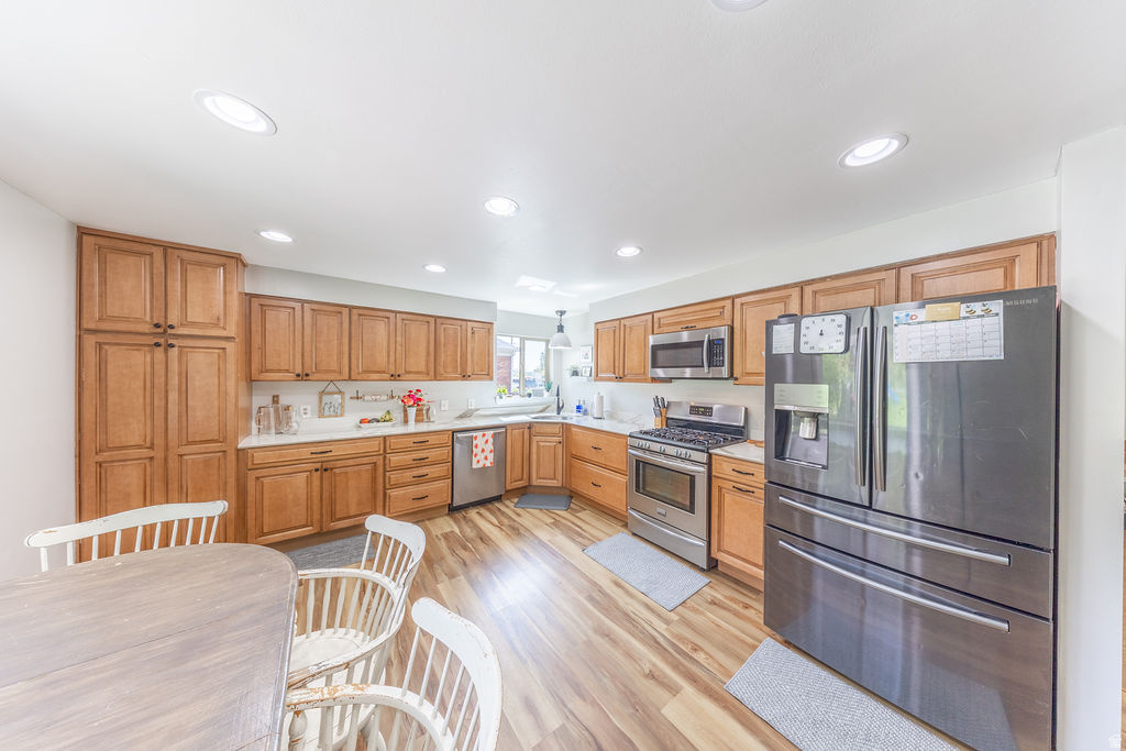 322 HARRISON BLVD Ogden, UT 84404