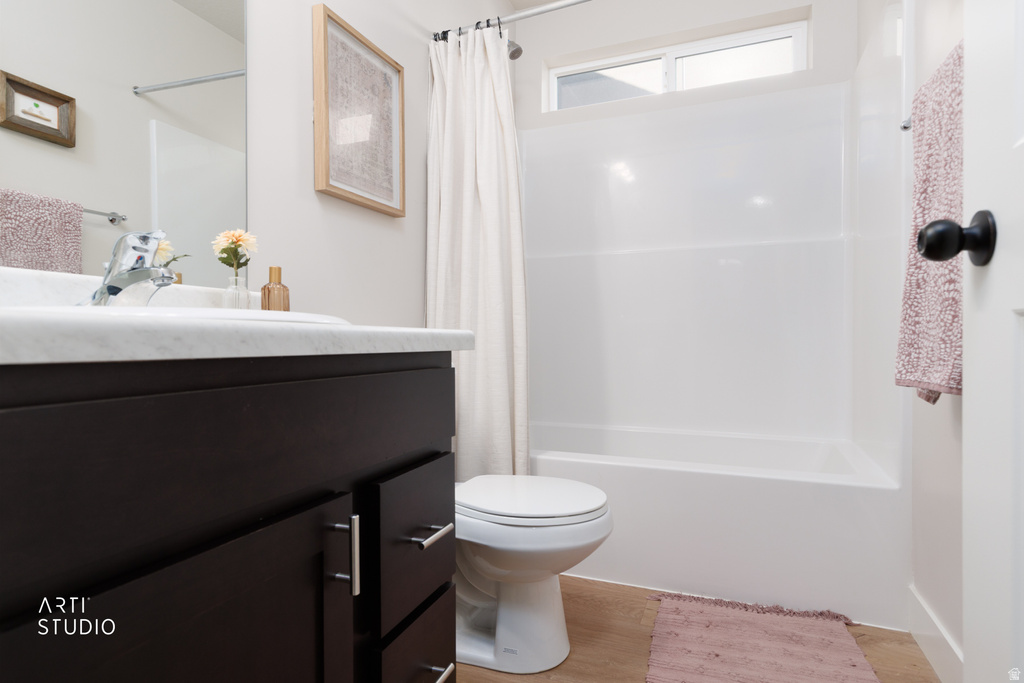 687 N BENNEDICT DR Saratoga Springs, UT 84045