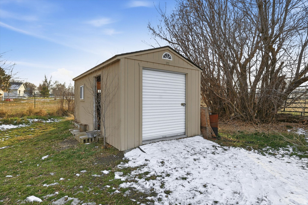 25975 N 9000 W Portage, UT 84331