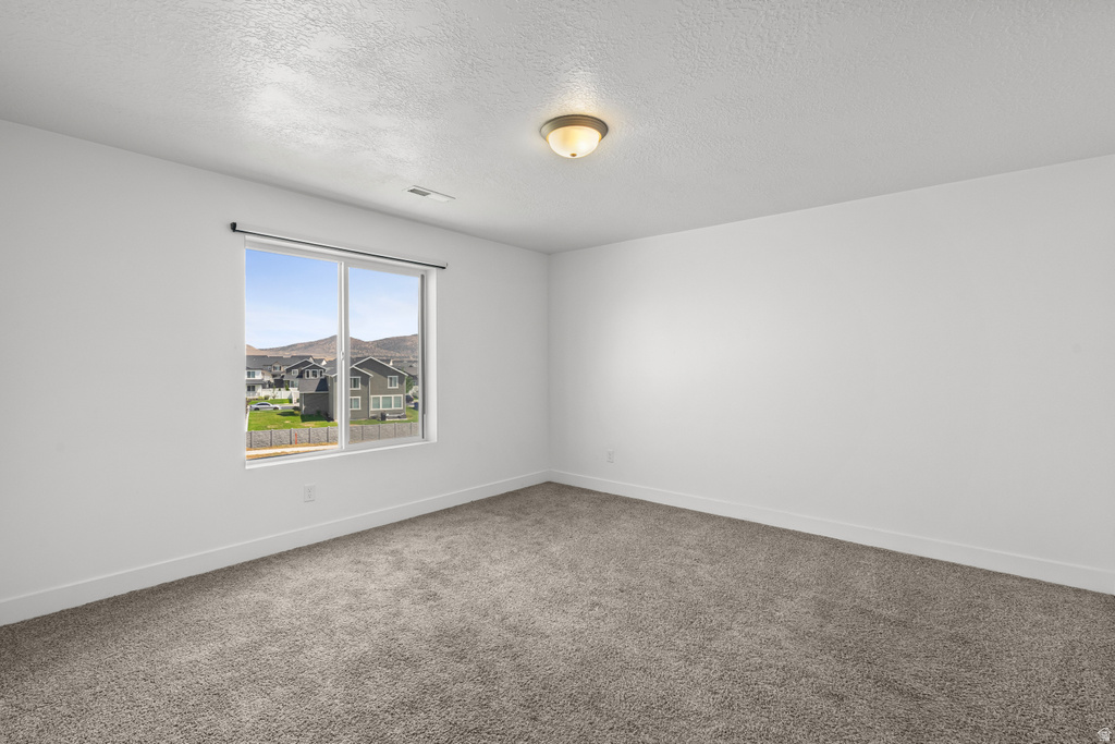 5290 N FOLKSTONE DR Eagle Mountain, UT 84005