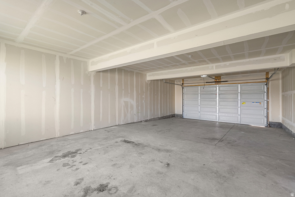 5290 N FOLKSTONE DR Eagle Mountain, UT 84005