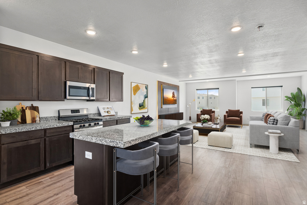 5290 N FOLKSTONE DR Eagle Mountain, UT 84005