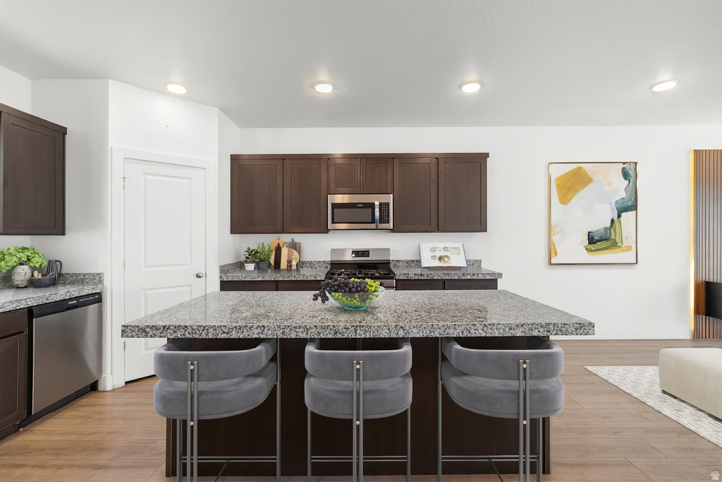 5290 N FOLKSTONE DR Eagle Mountain, UT 84005