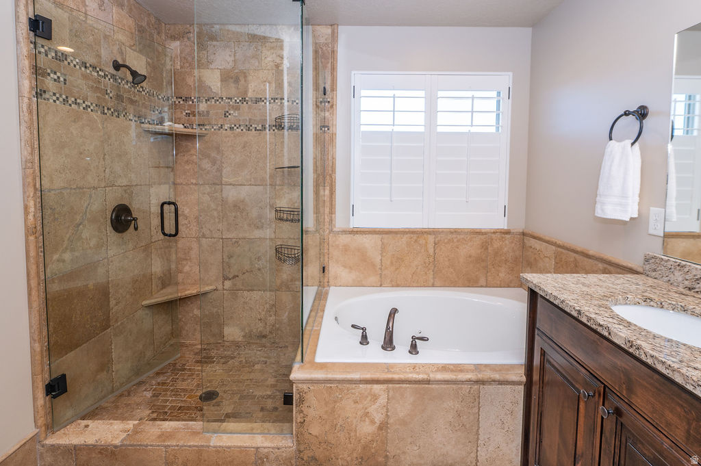 2624 W 2225 N Farr West, UT 84404