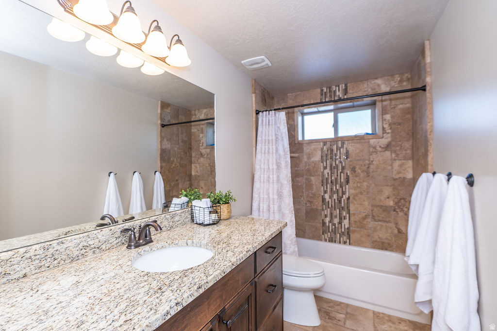 2624 W 2225 N Farr West, UT 84404