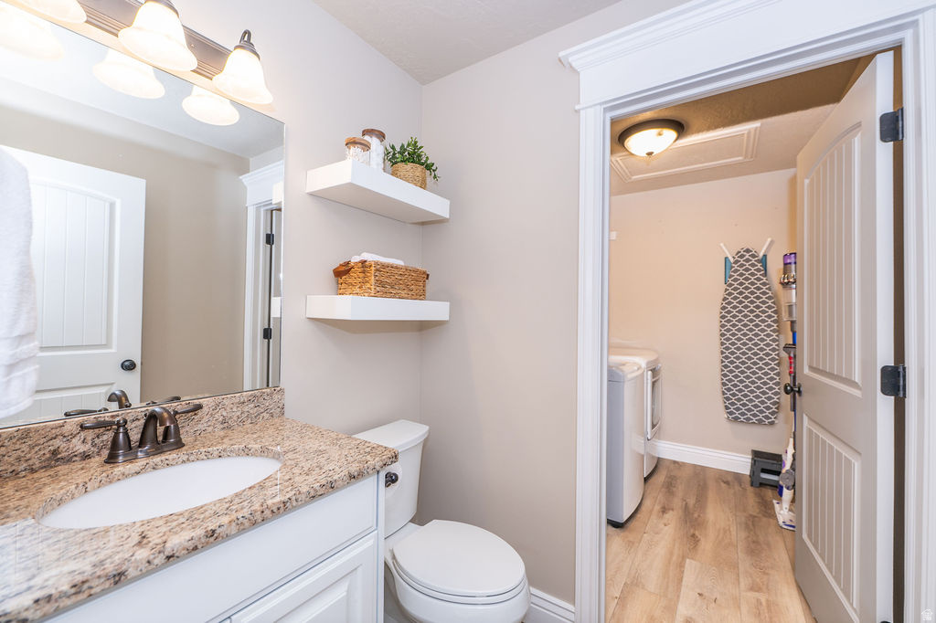 2624 W 2225 N Farr West, UT 84404