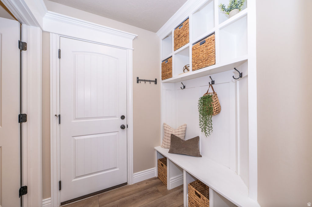 2624 W 2225 N Farr West, UT 84404