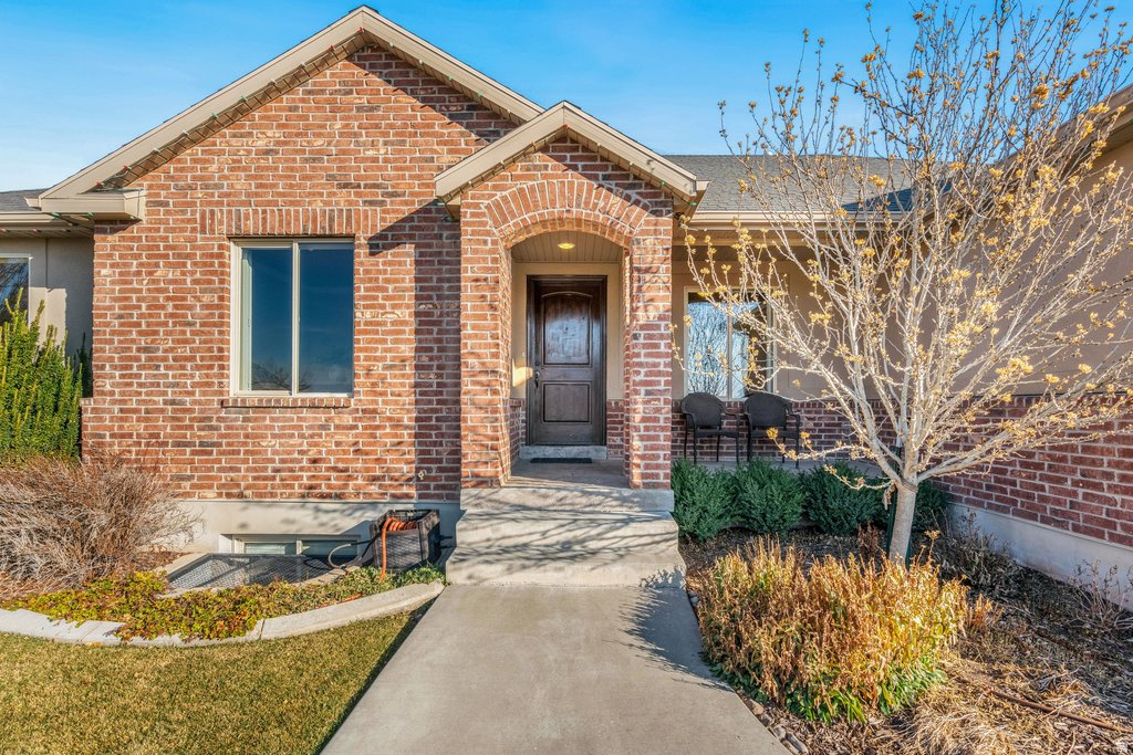 53 S 2000 E Spanish Fork, UT 84660