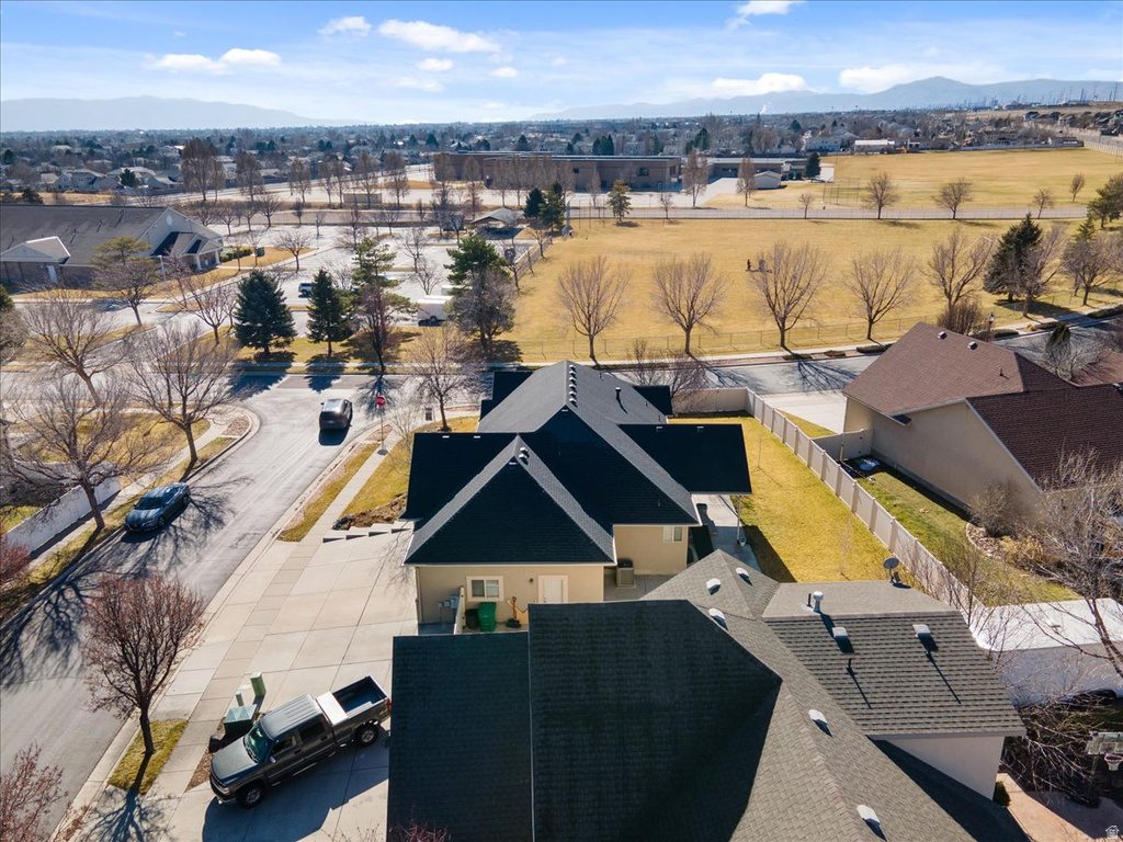 8092 S BOX CANYON RD West Jordan, UT 84081