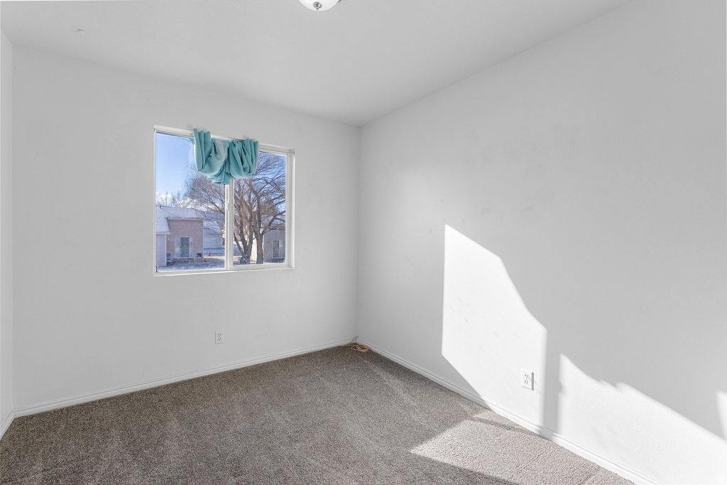 647 W 1350 N Cedar City, UT 84721