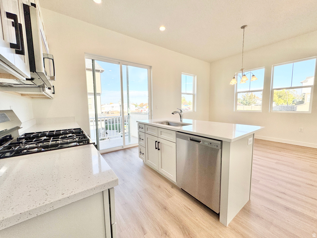 1717 N 1625 W Layton, UT 84041