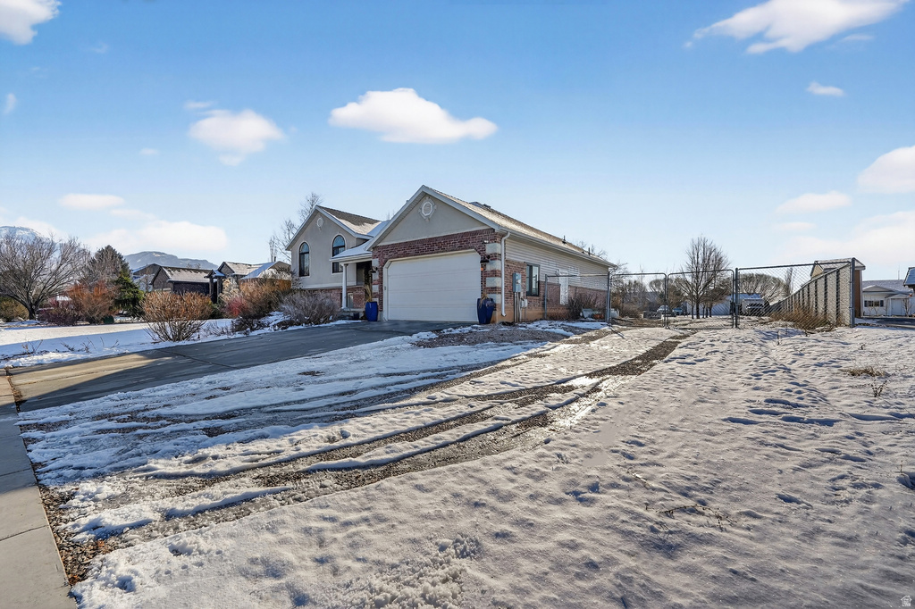 1479 W 1300 N Farr West, UT 84404