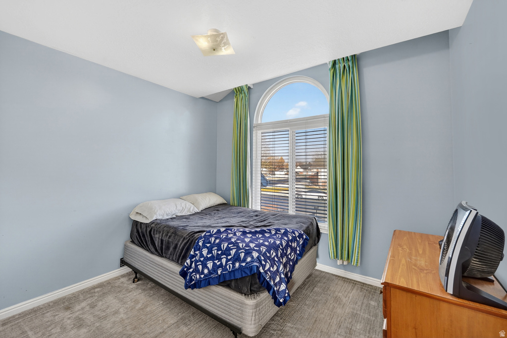 1479 W 1300 N Farr West, UT 84404