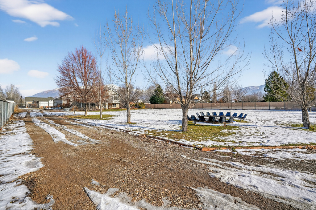 1479 W 1300 N Farr West, UT 84404