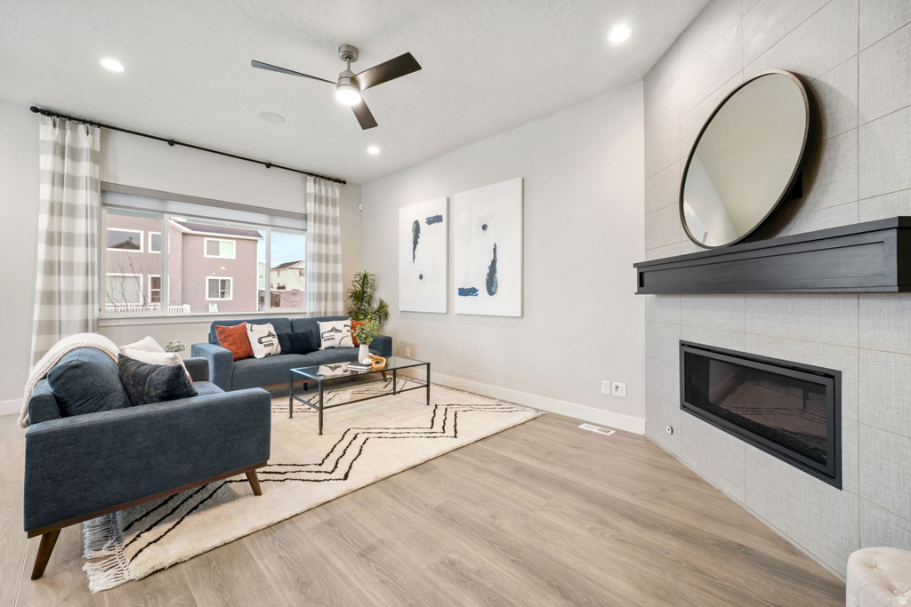 53 E MOORHEN DR Saratoga Springs, UT 84045