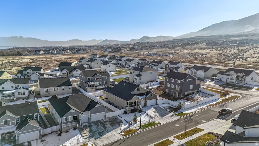 53 E MOORHEN DR Saratoga Springs, UT 84045