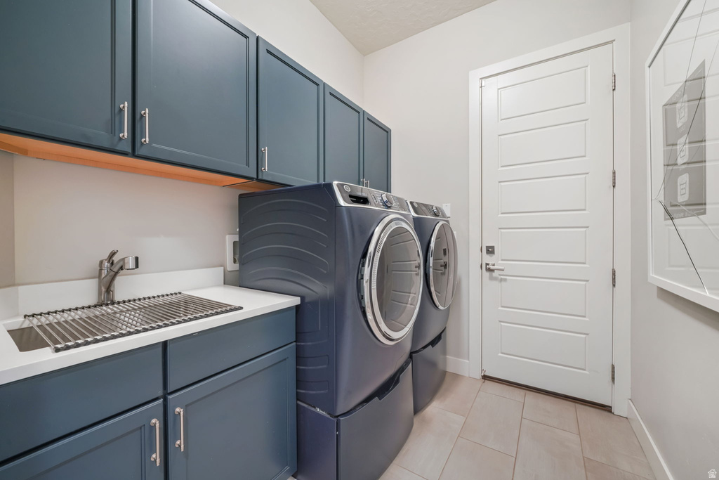 53 E MOORHEN DR Saratoga Springs, UT 84045