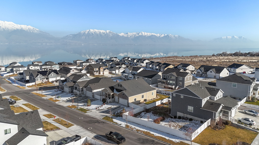 53 E MOORHEN DR Saratoga Springs, UT 84045