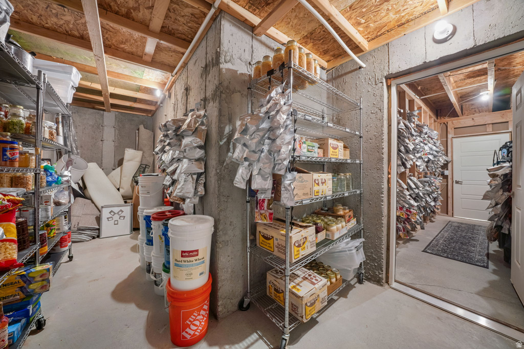 53 E MOORHEN DR Saratoga Springs, UT 84045