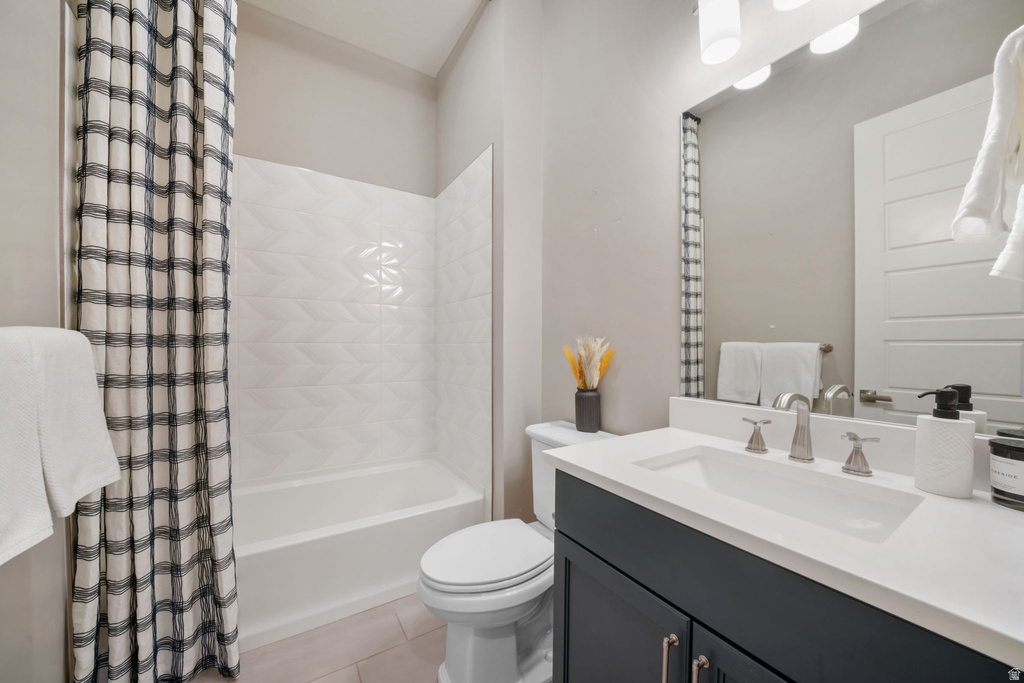 53 E MOORHEN DR Saratoga Springs, UT 84045