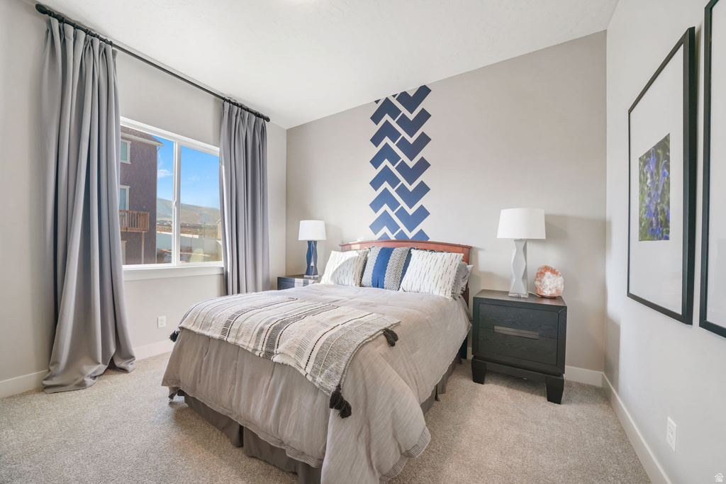 53 E MOORHEN DR Saratoga Springs, UT 84045