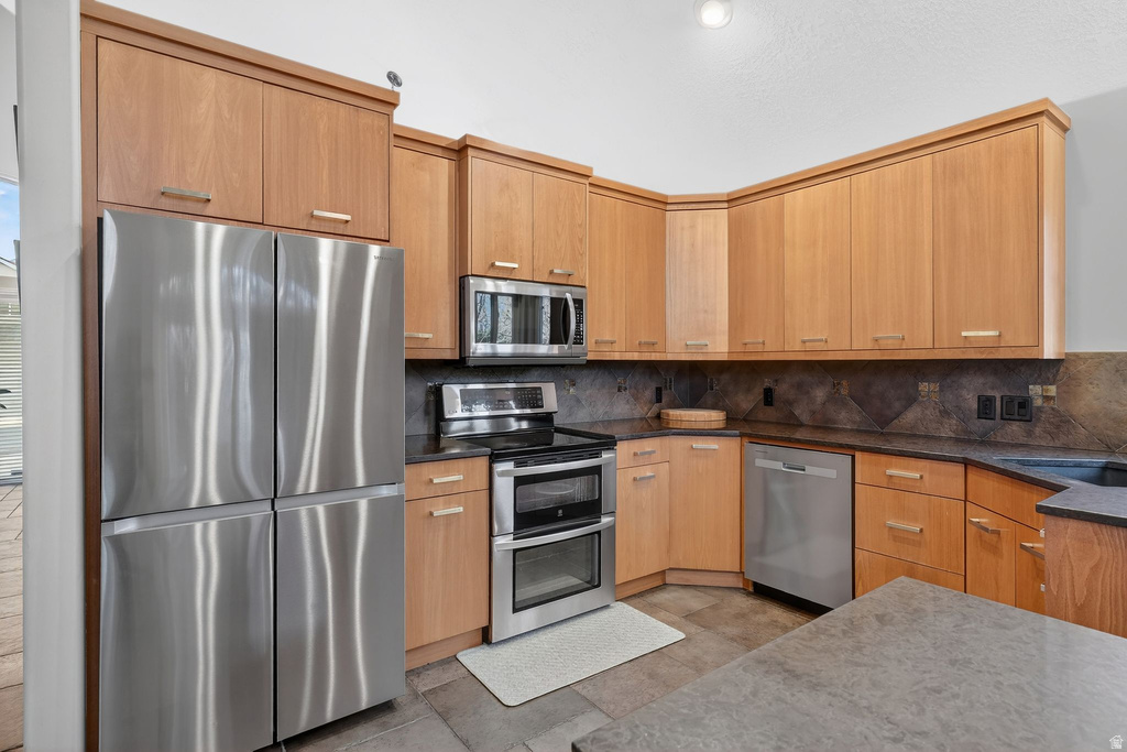 1446 E VINEYARD CT Millcreek, UT 84106