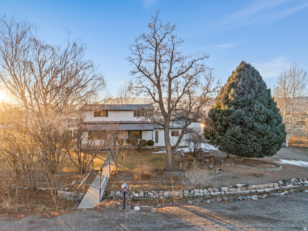 199 N 300 W Monroe, UT 84754