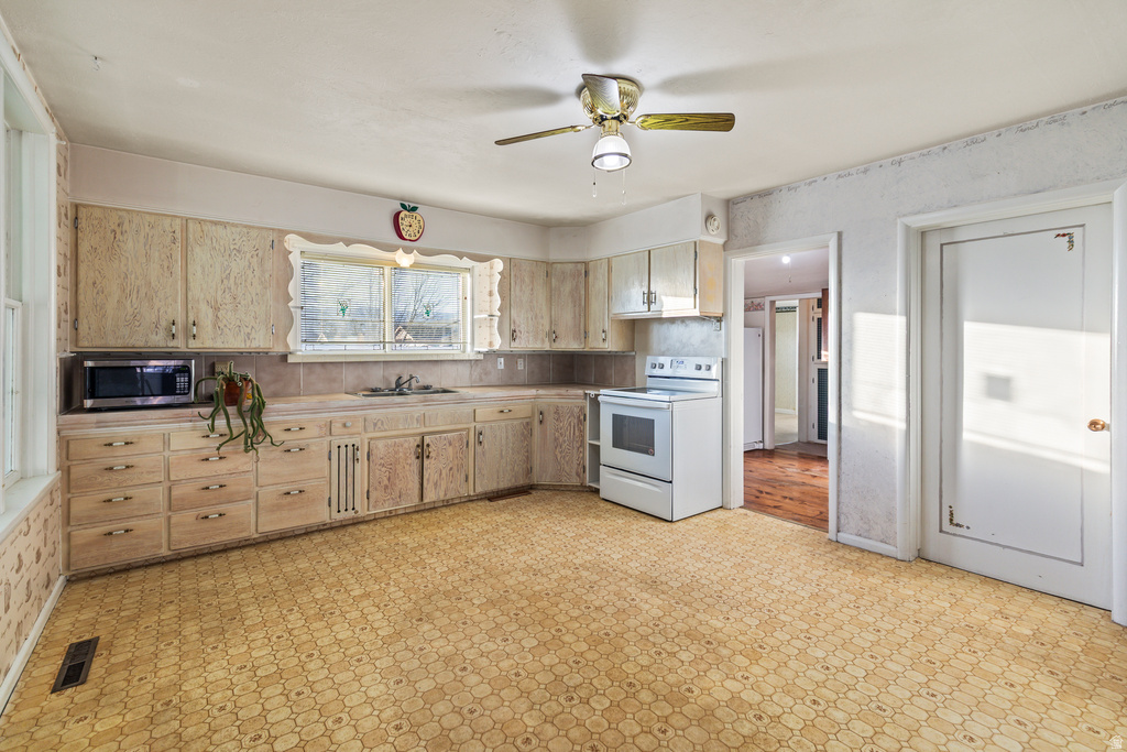 199 N 300 W Monroe, UT 84754