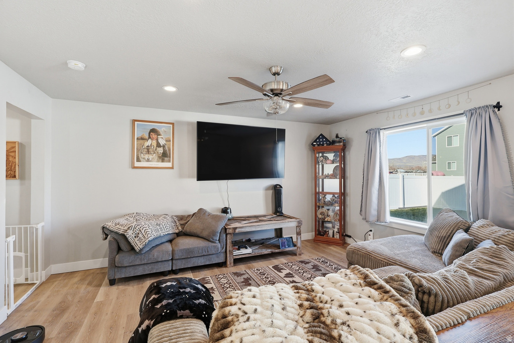 236 W 1250 S Tremonton, UT 84337