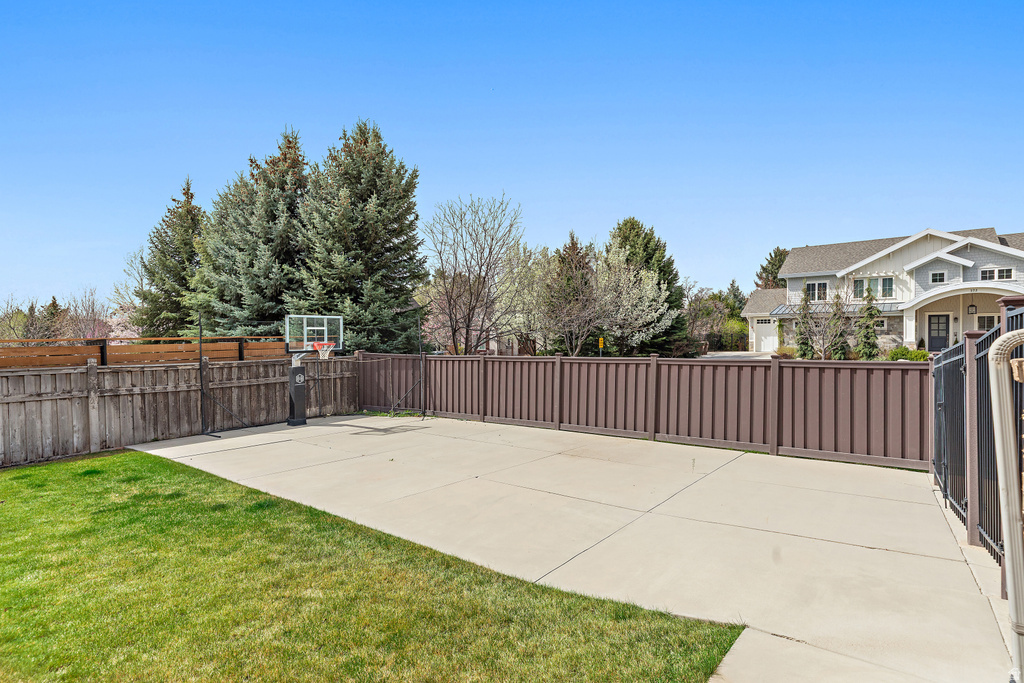 151 W GLACIER LILY DR Alpine, UT 84004
